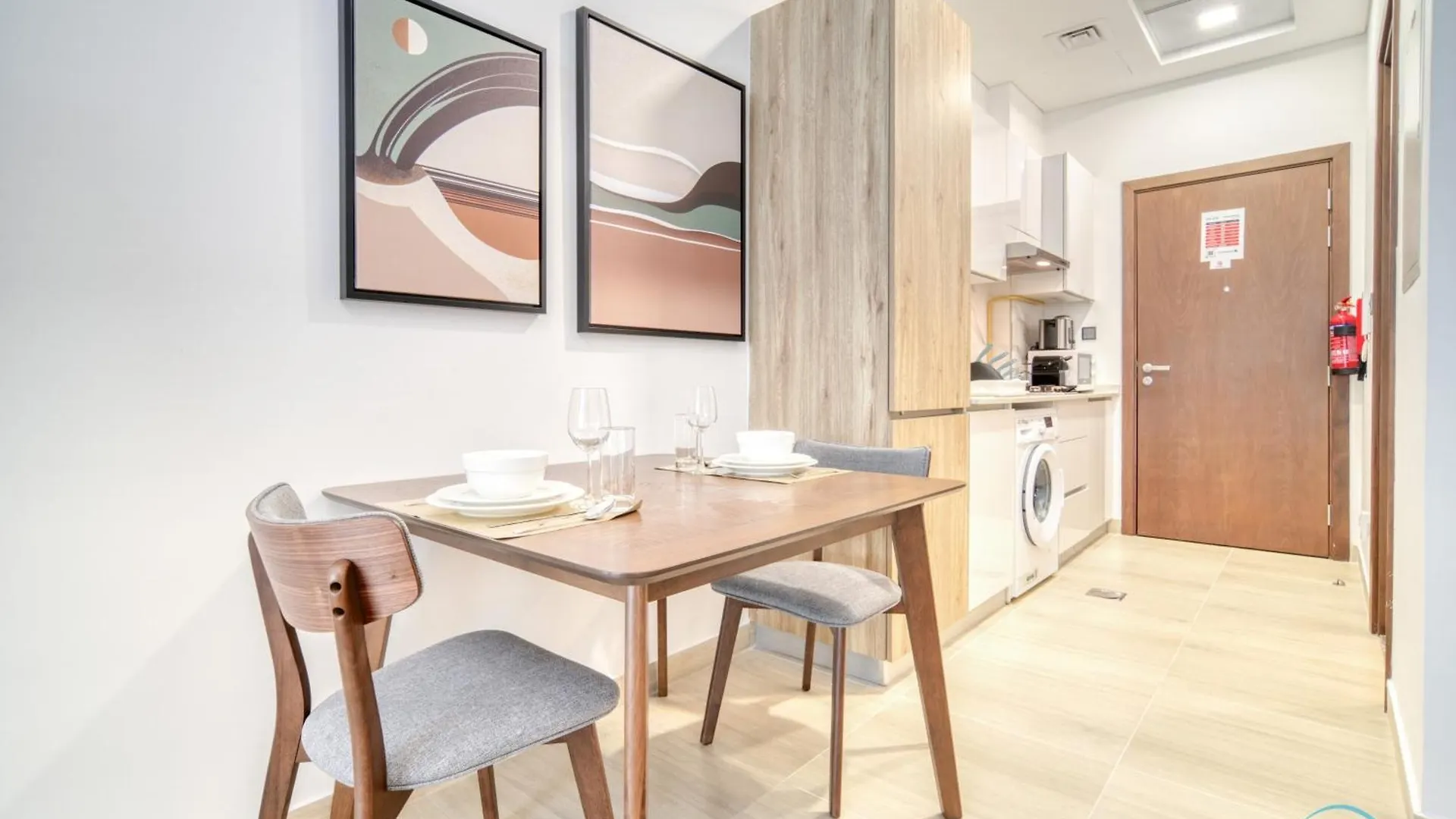 Apartman Relaxing Studio At Pantheon Elysee II Jvc By Deluxe Holiday Homes Dubaj